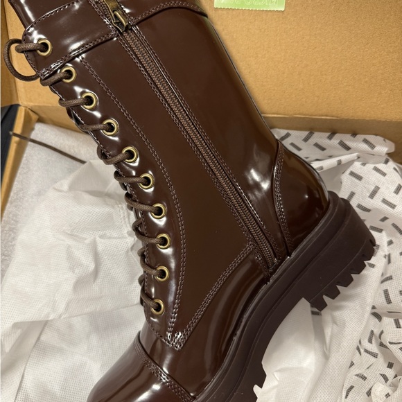 IDIFU Glossy Chocolate Combat Boots - Picture 2 of 4